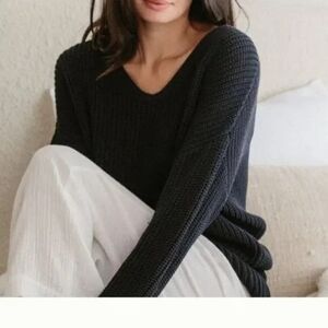 Jenni Kayne Wool And Cashmere V-neck Sweater Black L